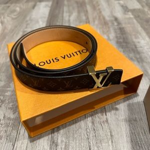 BNWT Authentic Louis Vuitton CE.LV 25mm Mini MNG 75 Belt